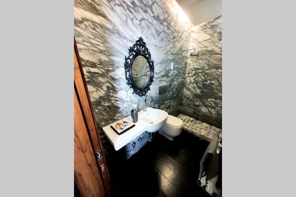Atico Singular En El Centro Historico. Apartment เฮน ภายนอก รูปภาพ