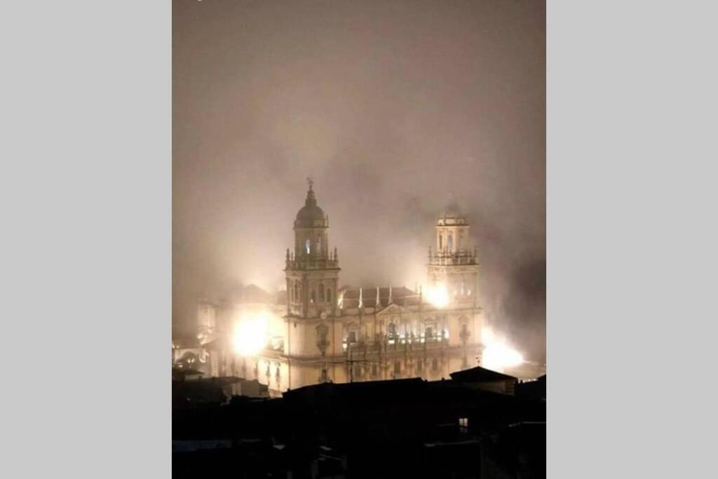 Atico Singular En El Centro Historico. Apartment เฮน ภายนอก รูปภาพ
