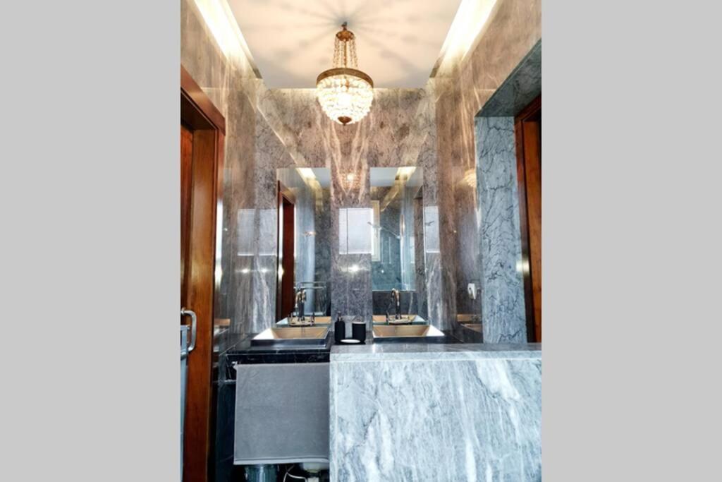 Atico Singular En El Centro Historico. Apartment เฮน ภายนอก รูปภาพ