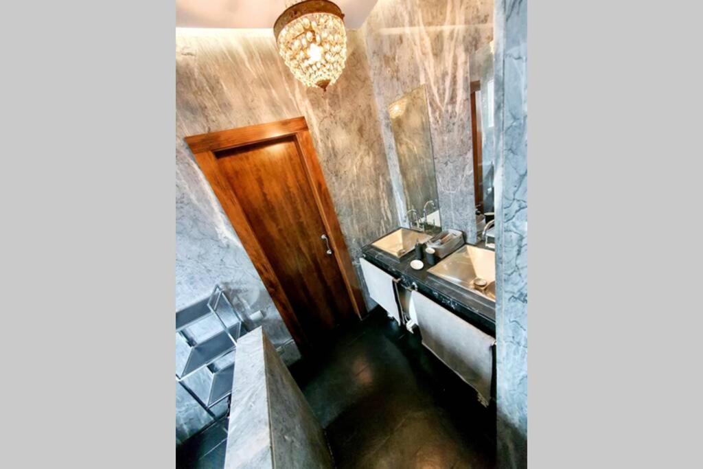 Atico Singular En El Centro Historico. Apartment เฮน ภายนอก รูปภาพ