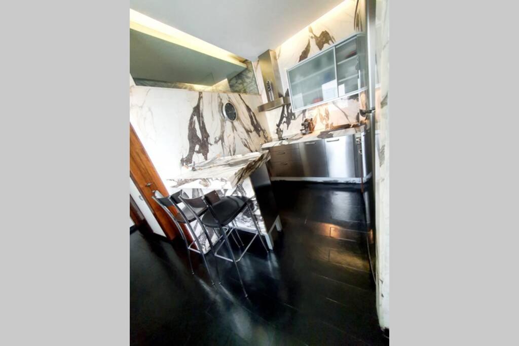Atico Singular En El Centro Historico. Apartment เฮน ภายนอก รูปภาพ